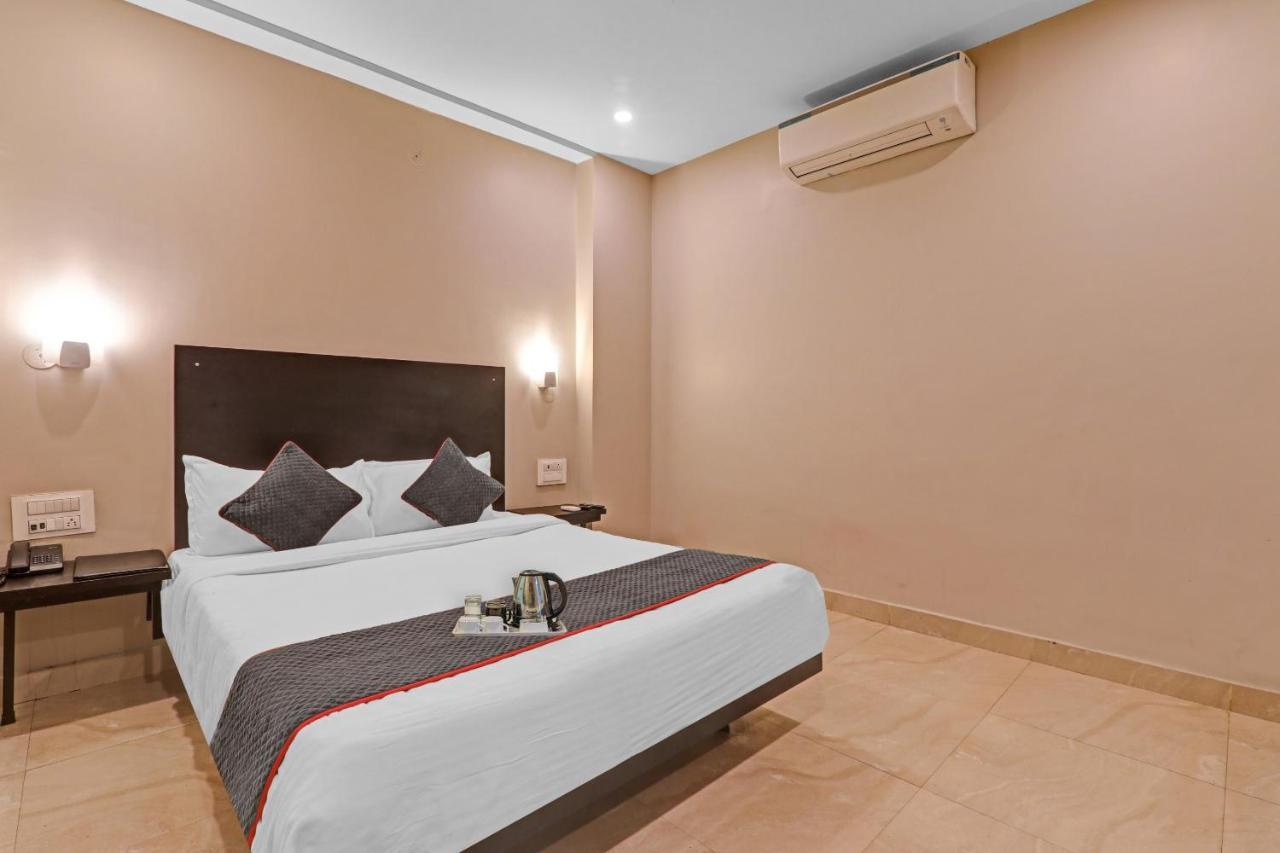 Super Townhouse Amaraa Hotel Near Phoenix Palassio Lucknow Zewnętrze zdjęcie