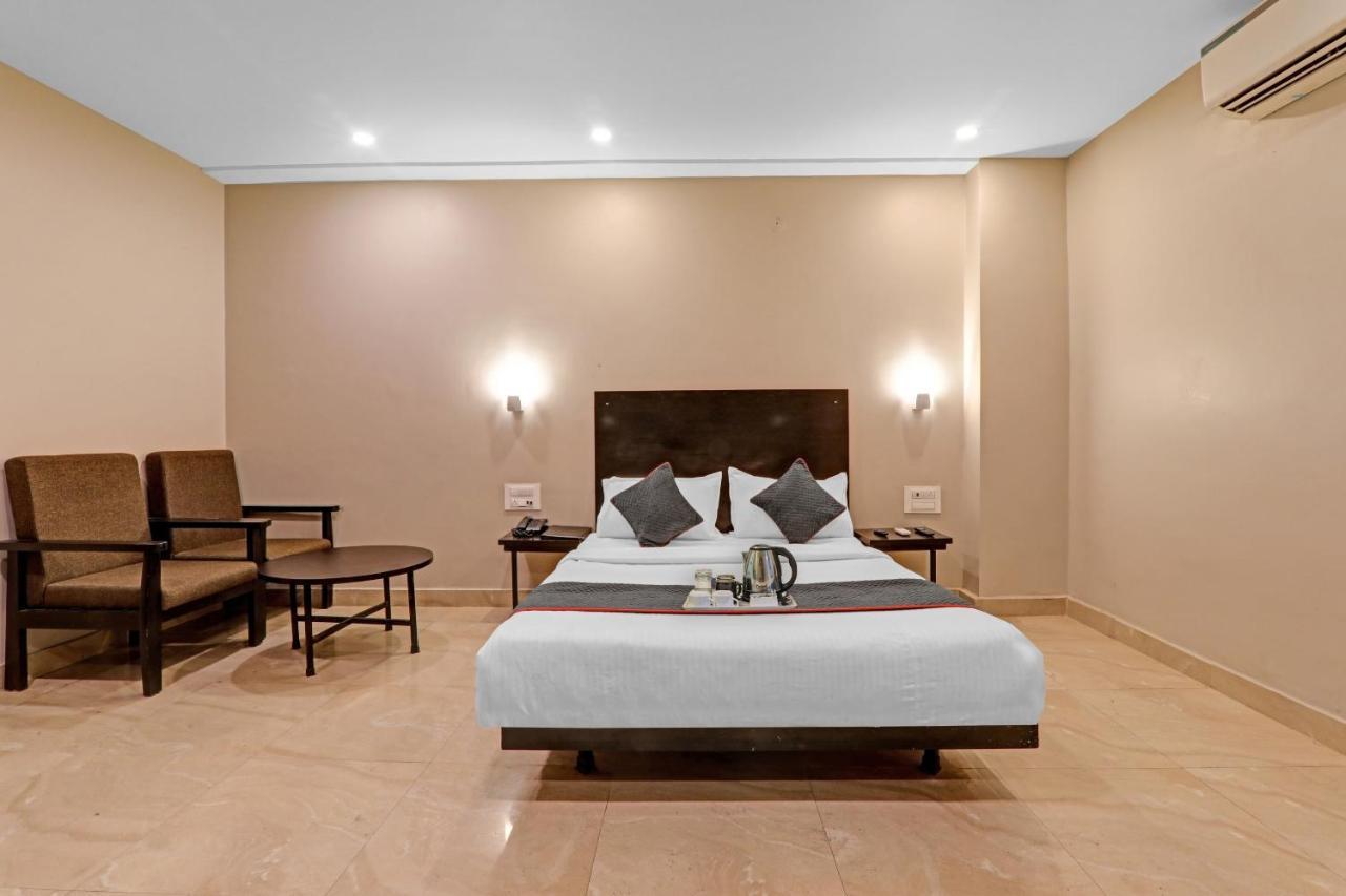 Super Townhouse Amaraa Hotel Near Phoenix Palassio Lucknow Zewnętrze zdjęcie